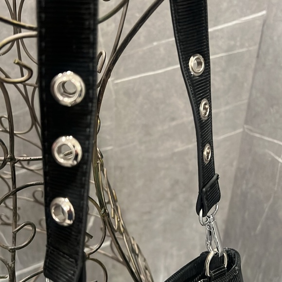 Naz faux bucket shoulder bag made in EGYPT.  Black with silver hardware NWOT - Picture 4 of 14